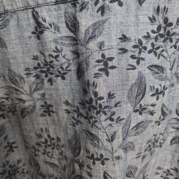 Men's Large Floral Button-Down Shirt (24" ptp) - Picture 7 of 7